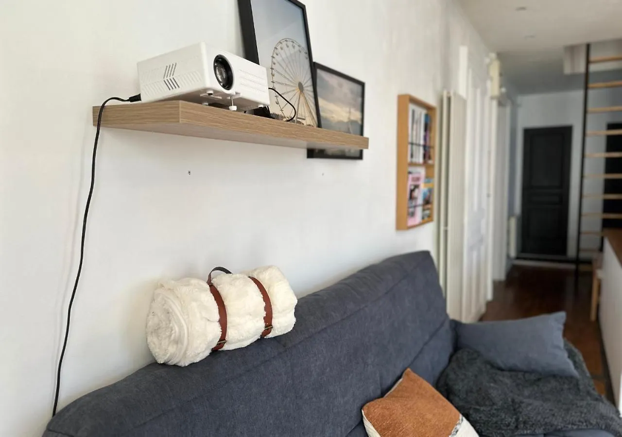 Duplex Loft - Central & Home Cinema Annecy Apartment