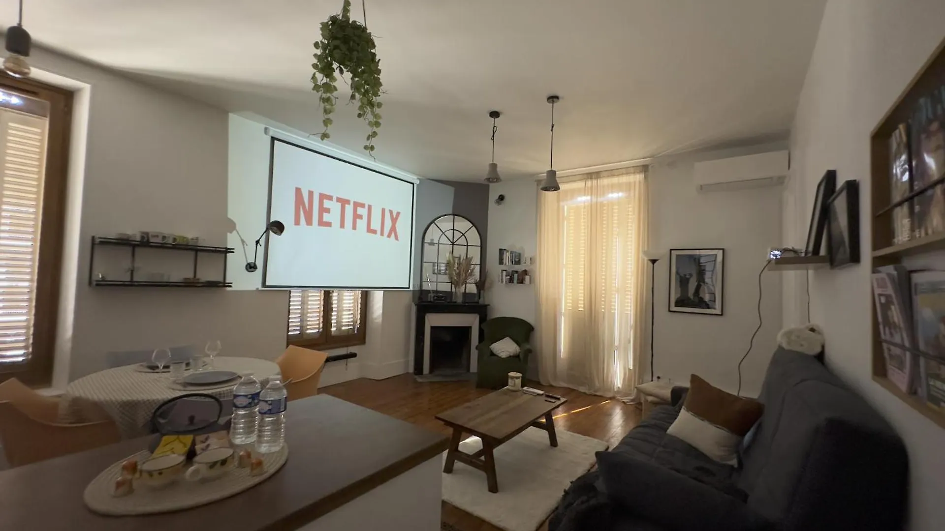 Duplex Loft - Central & Home Cinema Annecy Apartment